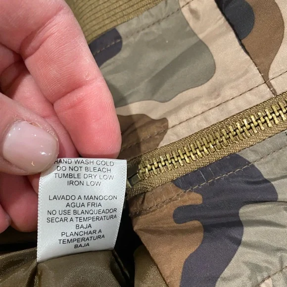 NWOT camo WEST COAST VIBES bomber jacket! 😎 - Picture 11 of 14